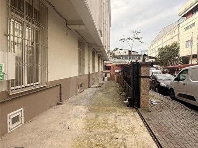 BAĞCILAR BAĞLAR MAHALLESİ 2000 M2 6 KATLI MÜSTAKİL BİNA - Görsel 9