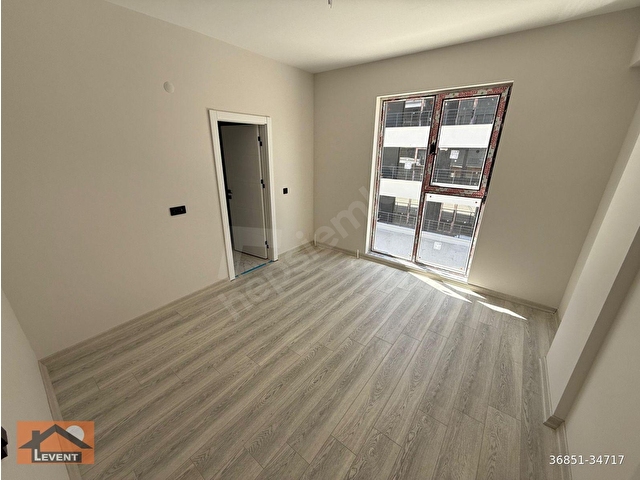 LEVENTTEN GÖLBAŞI UFUK GÖL EVLERİNDE 2+1+2 BANYO , 80 M2 KATTA ASANSÖRLÜ KAPALI - AÇIK OTOPARKLI - Görsel 12