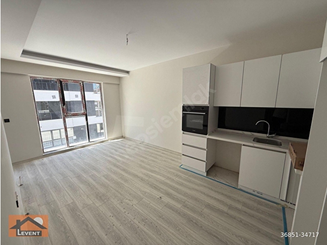 LEVENTTEN GÖLBAŞI UFUK GÖL EVLERİNDE 2+1+2 BANYO , 80 M2 KATTA ASANSÖRLÜ KAPALI - AÇIK OTOPARKLI - Görsel 8