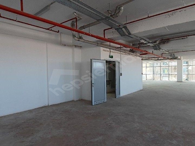 ÜMRANİYE NATO YOLU CADDESİ ÜSTÜNDE PRESTİJLİ PLAZA KATI 600 M2 - Görsel 15