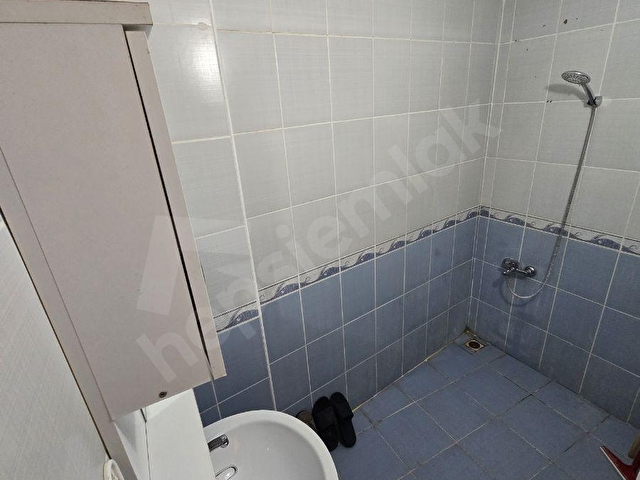MANİSA DİLŞIKAR MAH. YÜKSEK ZEMİN FULL EŞYALI 1+1 KİRALIK DAİRE (ELEKTRİK / SU /DOĞALGAZ DAHİL) - Görsel 11