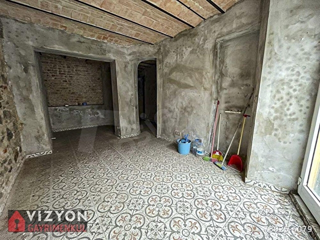 VİZYONDAN BEYOĞLUNDA MERKEZİ KONUMDA KİRALIK DÜKKAN - Görsel 4