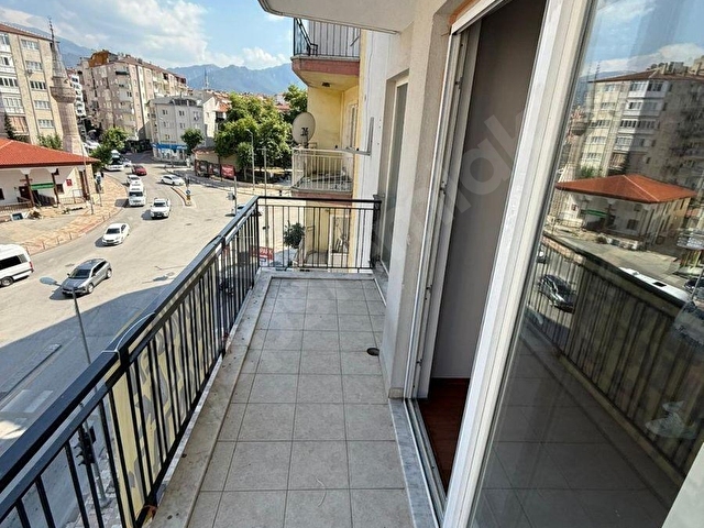 REALLİFE OFFİCEDEN ATATÜRK CADDESİ KİRALIK DAİRE - Görsel 14