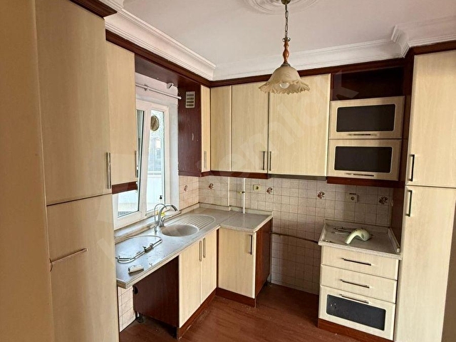 REALLİFE OFFİCEDEN ATATÜRK CADDESİ KİRALIK DAİRE