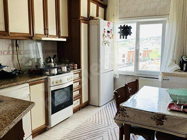 BÜYÜKÇEKMECEDE K.UYGUN 5+2 OTOPARKLI-BALKONLU 250m2 SATILIK - Görsel 23