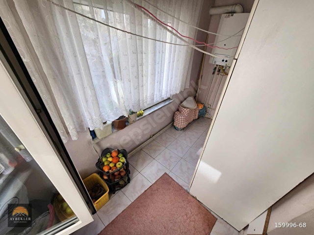 BÜYÜKÇEKMECEDE K.UYGUN 5+2 OTOPARKLI-BALKONLU 250m2 SATILIK - Görsel 6