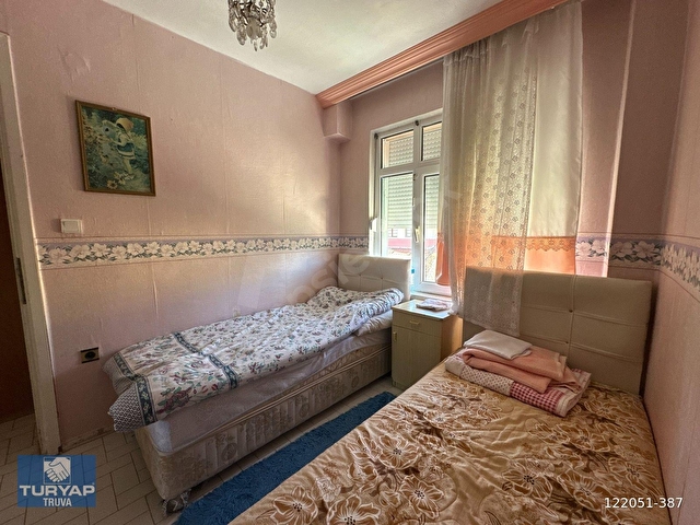 ÇANAKKALE KÜÇÜKKUYUDA PLAJ KULLANIMLI SATILIK MÜSTAKİL EV - Görsel 26