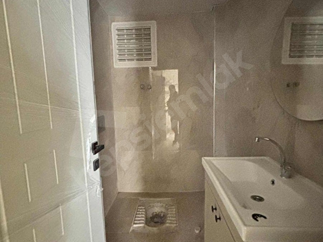 YATIRIM EMLAKTAN ÇARŞI MERKEZDE 2+1 SIFIR SATILIK DAİRE - Görsel 2