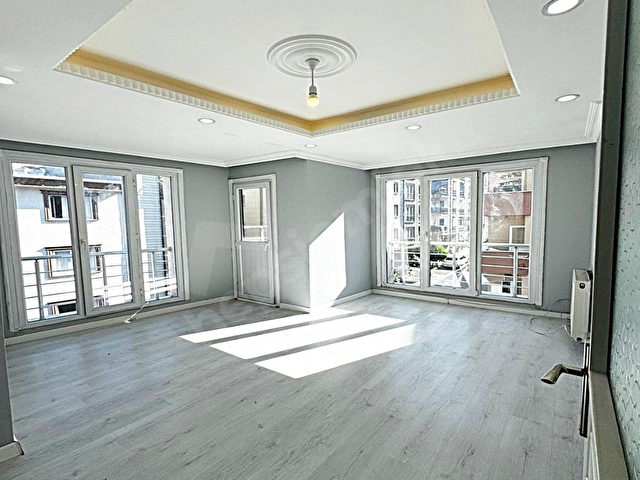 MEHTERÇEŞMEDE MARMARA PARK AVM METROBÜS YAKIN 2+1 SATILIK DAİRE - Görsel 6