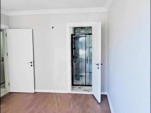 Oksijen Park Sitesinde 1+1 Acil Satılık Daire - Görsel 13