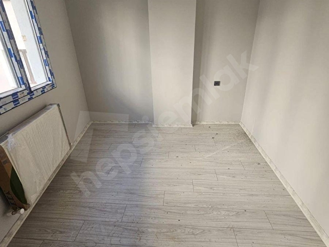 manisa muradiye mahallesinde merkezi konumda 1+1 satılık daire - Görsel 8