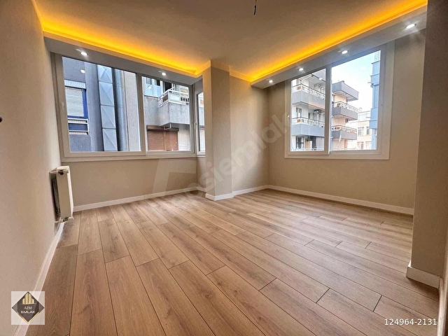 BAHÇELİEVLER DE METROYA YAKIN FULL YAPILI GENİL 3+1 DAİRE