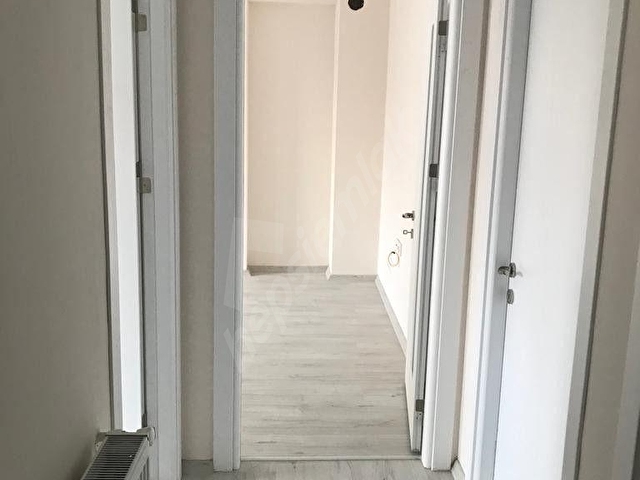 HÜRRİYET MAHALLESİNDE ARA KAT 2+1 ASANSÖRLÜ GENİŞ DAİRE - Görsel 26