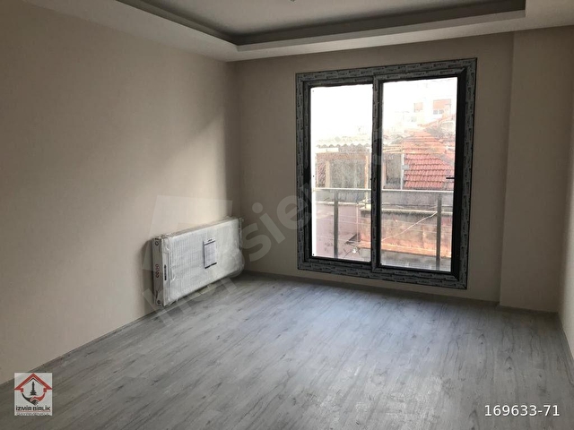 HÜRRİYET MAHALLESİNDE ARA KAT 2+1 ASANSÖRLÜ GENİŞ DAİRE - Görsel 20
