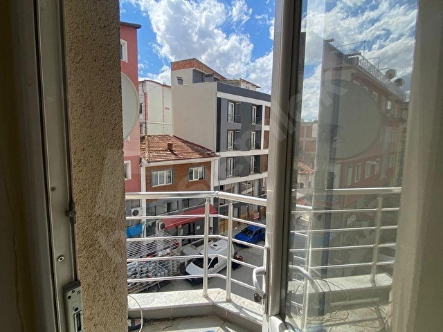 BURDUR MERKEZ KONAK AMERİKAN MUTFAKLI SATILIK 2+1/60 M2. DAİRE - Görsel 13