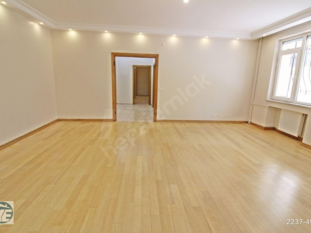 YEŞİLYURT EMLAKTAN KAPALI GARAJLI EBEVEYNLİ 135 m2 DÜZ GİRİŞ - Görsel 8