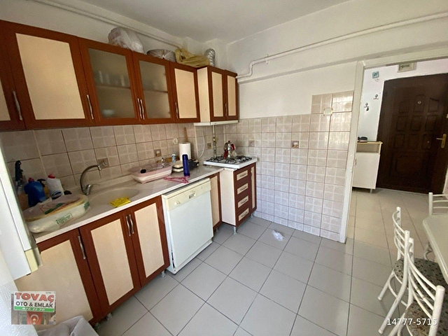 TOVAÇ DAN SATILIK 3+1,KOMBİLİ SOKULLU CADDEYE 2 BİNA FIRSAT DAİRE - Görsel 25
