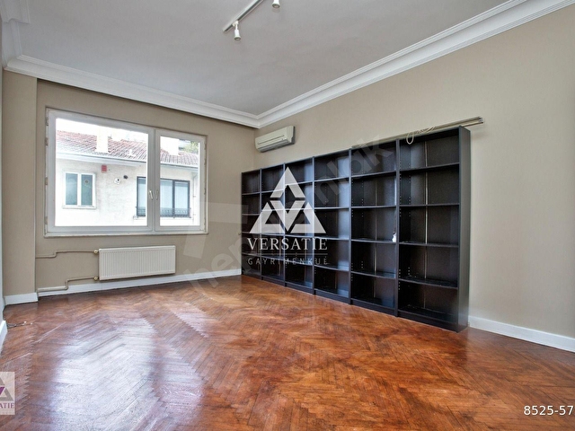 VERSATIEDEN BEBEKTE 250 m2 OTOPARKLI 4,5+1 YOL YALI DAİRESİ - Görsel 20