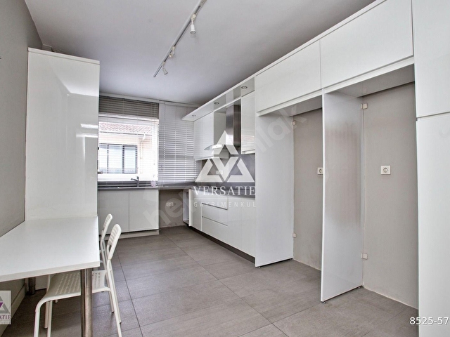 VERSATIEDEN BEBEKTE 250 m2 OTOPARKLI 4,5+1 YOL YALI DAİRESİ - Görsel 15