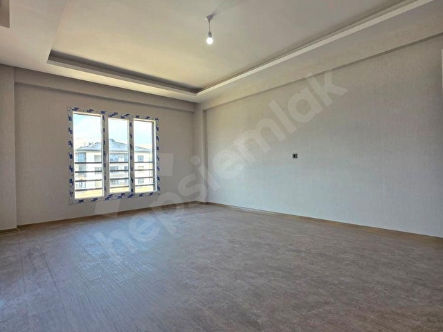 YÜKSEL ŞAHİNDEN S.EYYUBİ BİNEVLER ARKASI SIFIR LÜKS 3,5+1 DAİRE - Görsel 13