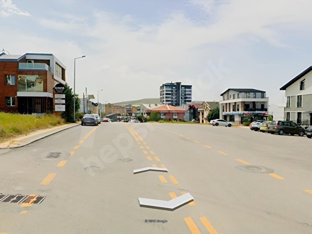 YAŞAMKENT CADDE ÜZERİ RUHSATLI SATILIK ARSA 213m2 - Görsel 10