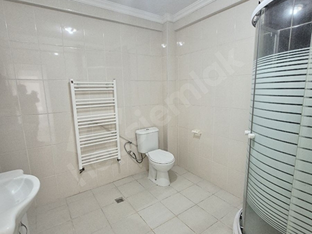 SEMT POLİKLİNİĞİ ARKASINDA ASANSÖRLÜ DAİRE - Görsel 23
