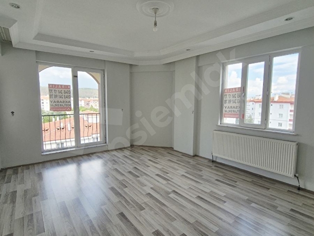 SEMT POLİKLİNİĞİ ARKASINDA ASANSÖRLÜ DAİRE