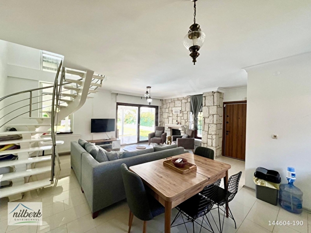 Alaçatı Göbenede Nilberkden Müstakil Havuzlu Satılık Villa - Görsel 9