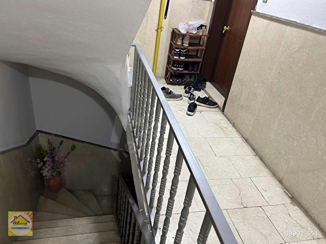 ÖZEVİMDEN ANA CADDE KENARINDA SATILIK GENİŞ BAKIMLI 2+1 - Görsel 6