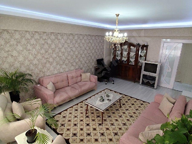 ERTUĞRULGAZİ MAHALLESİNDE ÇOK GÜZEL LOKASYONDA 3+1 SATILIK DAİRE - Görsel 13