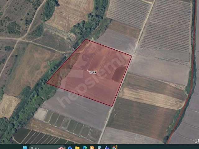 ÇANAKKALE BİGA GERLENGEÇ KÖYÜNDE SATILIK TARLA
