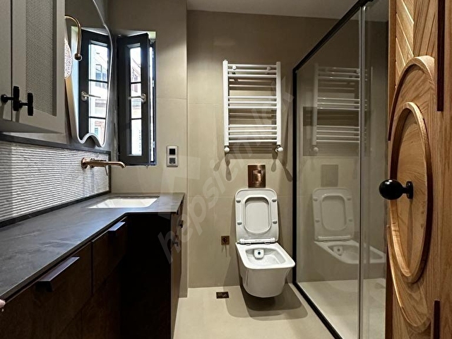 Güzeloba Mahallesi 4+1 Şık Tasarımlı Satılık Tripleks Villa - Görsel 13
