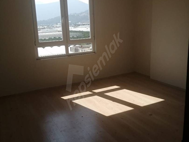 KUMLUCA MERKEZE ÇOK YAKIN ANA CADDE ÜZERİ 3+1 KİRALIK DAİRE - Görsel 14