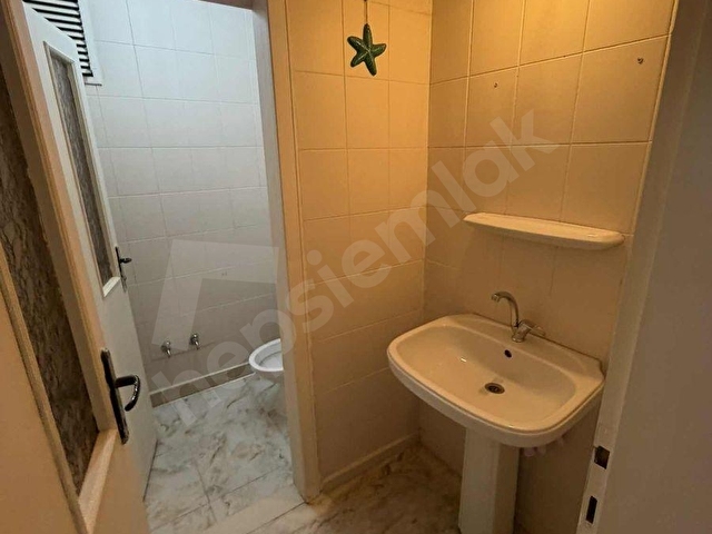 FATİHTE CELAL DOĞAN PARK CİVARI GENİŞ ARA KAT KİRALIK 3+1 DAİRE - Görsel 18