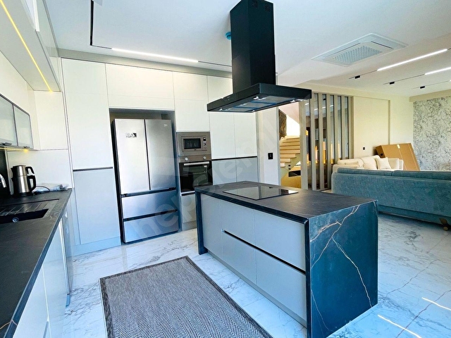 En Modern Villa ! Asansörlü, Denize 400 Metre Lüks Villa - Görsel 27