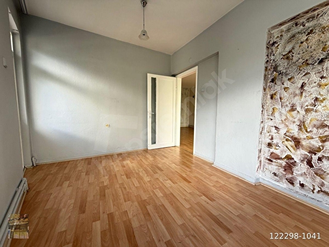 FATİH CAD ÜZERİ 3+1 ORTA KAT GÜNEY DOĞU CEPHE 120 M2 MANTOLAMALI - Görsel 12