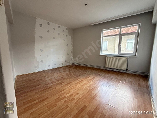 FATİH CAD ÜZERİ 3+1 ORTA KAT GÜNEY DOĞU CEPHE 120 M2 MANTOLAMALI - Görsel 17