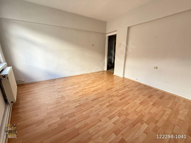 FATİH CAD ÜZERİ 3+1 ORTA KAT GÜNEY DOĞU CEPHE 120 M2 MANTOLAMALI - Görsel 19
