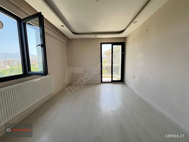 ÇÖZÜM EMLAKTAN MURADİYEDE ÖNÜ AÇIK 2+1 KARANLIKSIZ DAİRE - Görsel 11