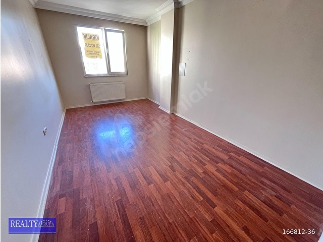 Çekmeköy Aydınlar Mah.Kiralık 2+1 Geniş Daire Ana Cadde Üzeri - Görsel 13