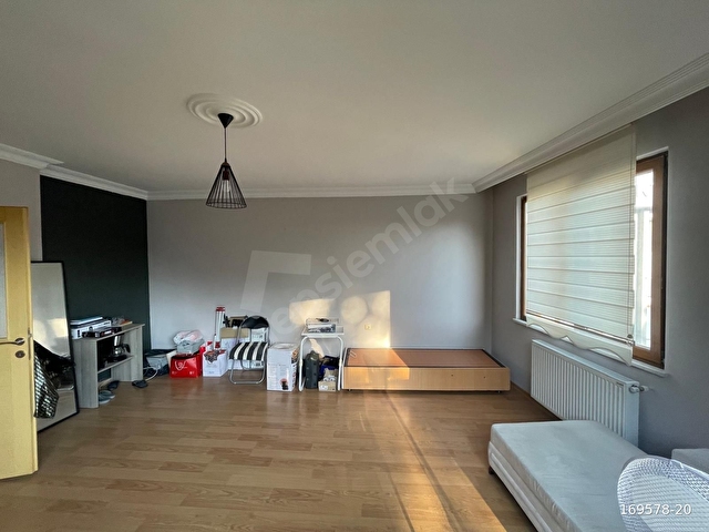 ATAŞEHİR ESATPAŞADA SATILIK 1+1 ARA KAT DAİRE - Görsel 8