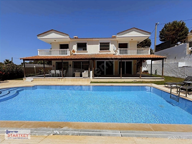 Çeşme Boyalıkta Satılık Havuzlu 3+1 Dubleks Villa - Görsel 16