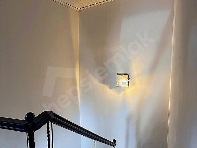 Urla Çam Koza Sitesinde Kiralık Eşyalı Villa - Görsel 10