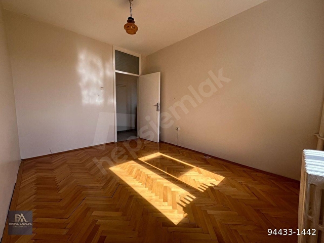 PARLEMENTERLER SİTESİNDE ARAKAT MANZARALI 4+1 KÖK TAPULU DAİRE - Görsel 18