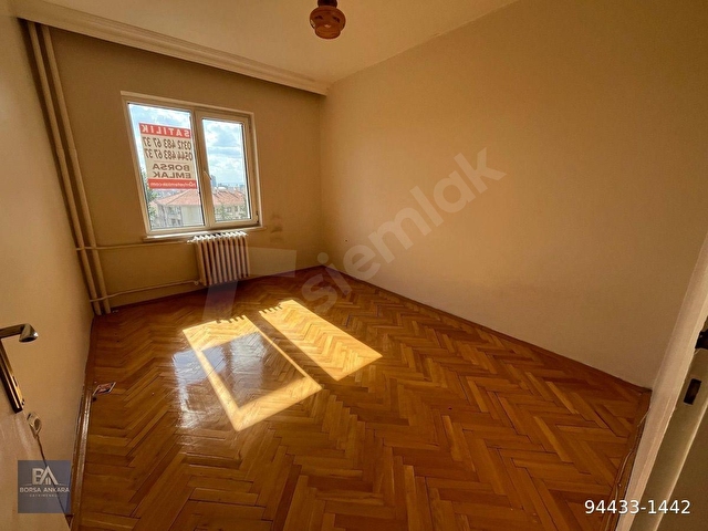 PARLEMENTERLER SİTESİNDE ARAKAT MANZARALI 4+1 KÖK TAPULU DAİRE - Görsel 13
