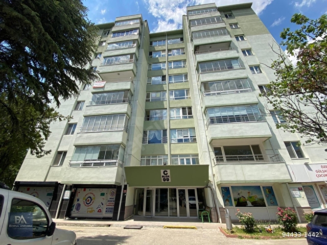PARLEMENTERLER SİTESİNDE ARAKAT MANZARALI 4+1 KÖK TAPULU DAİRE