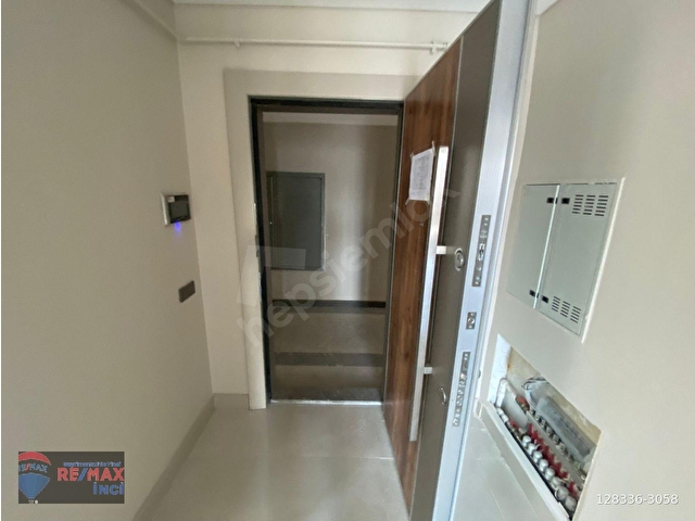 RE/MAX İNCİDEN EMLAK KONUT SİTESİNDE 2+1 SATILIK DAİRE - Görsel 19