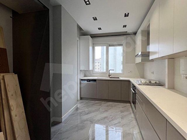 ÖMERPAŞA DA BAĞDATA YAKIN 3+1 115M2 NET BALKONLU BUTİK BİNADA - Görsel 10