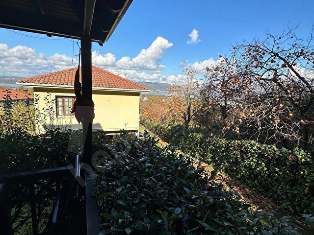 SAPANCA GÖL EMLAKTAN SİTE İÇİ MÜSTAKİL EŞYALI HAVUZLU VİLLA - Görsel 6