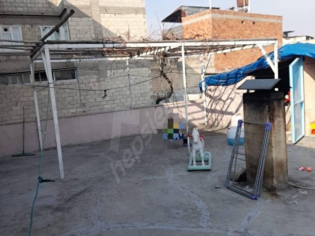 ÜÇOKLAR MAHALLESİNDE 2 KATLI BAHÇELİ FULL YAPILI MÜSTAKİL EV - Görsel 23